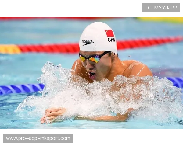 游泳队再创辉煌！亚洲纪录的背后是汗水与坚持