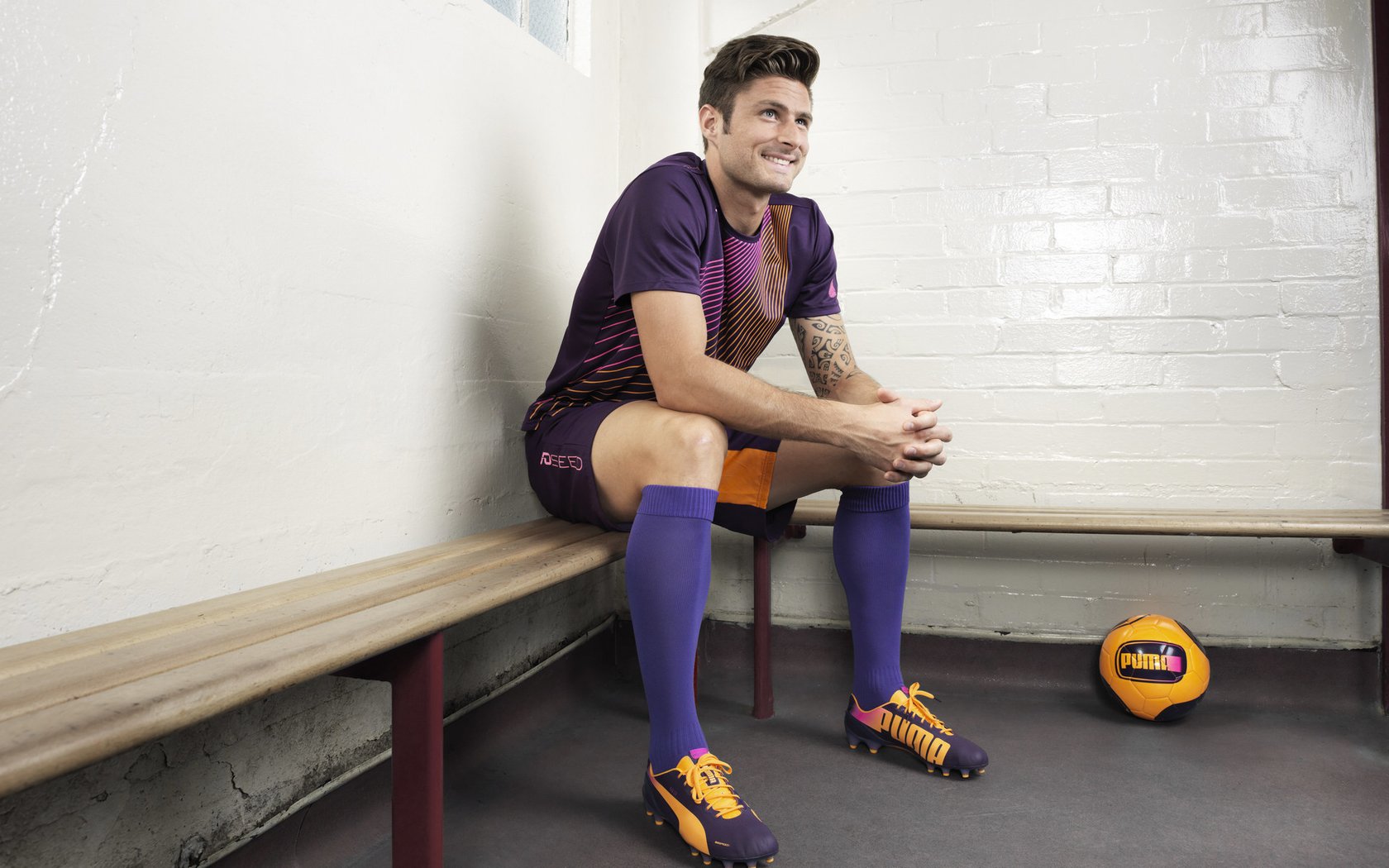 英超球队动态体能管理提升比赛中体力分配,英超体系